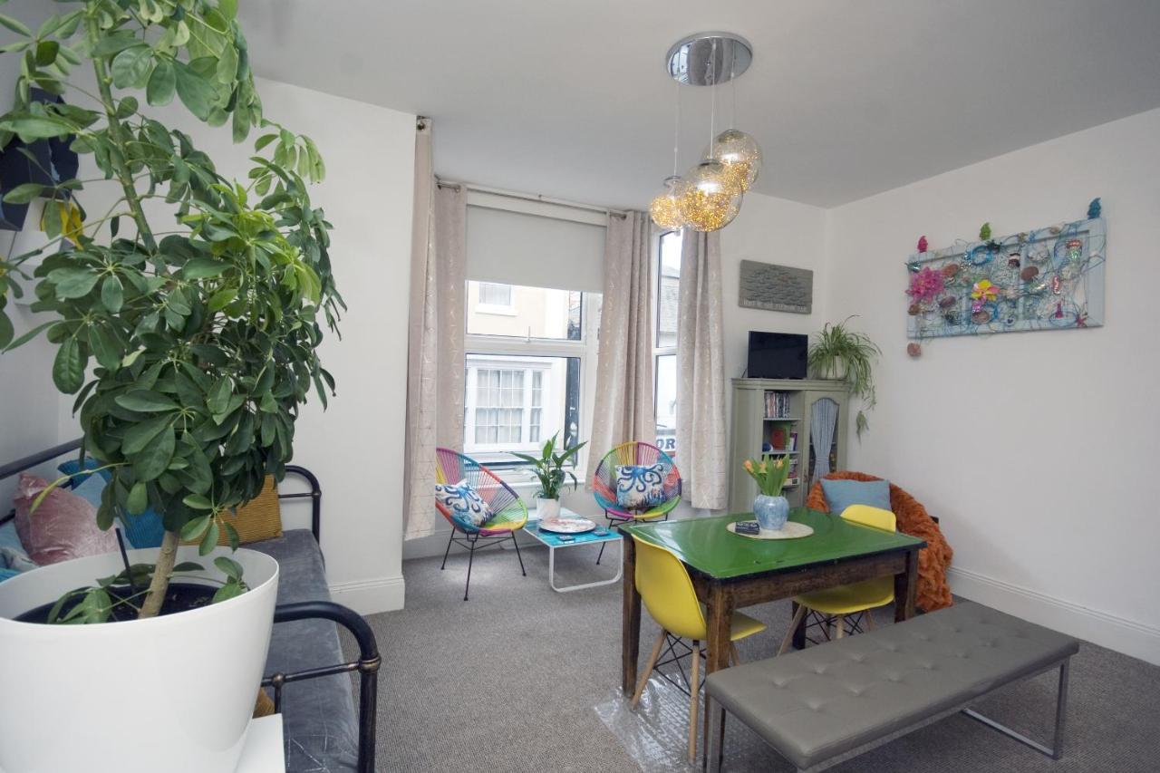 Enjoy Ventnor 1, Pier Street, Wightlink Offer Apartment ภายนอก รูปภาพ